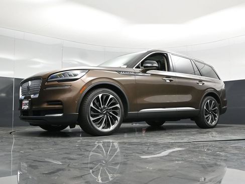 Used 2022 Lincoln Aviator Reserve w/ Equipment Group 201A AWD/4WD image 59