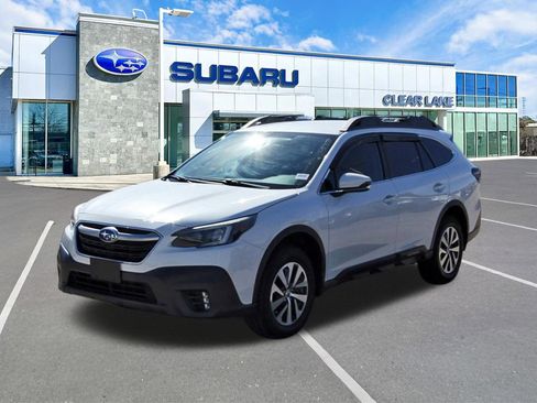 Used 2022 Subaru Outback Premium image 3