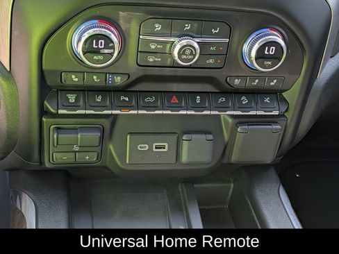 Used 2023 GMC Sierra 2500 Denali w/ Denali Ultimate Package AWD/4WD image 17