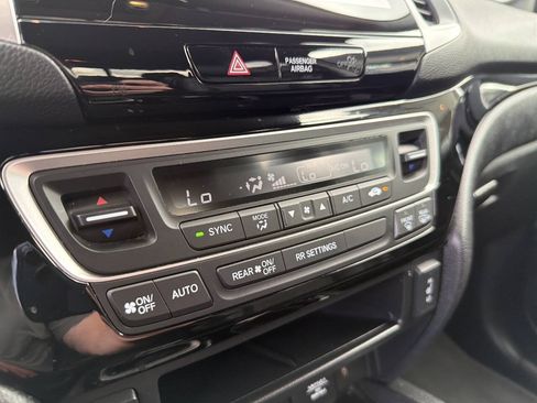 Used 2019 Honda Ridgeline RTL-E image 33