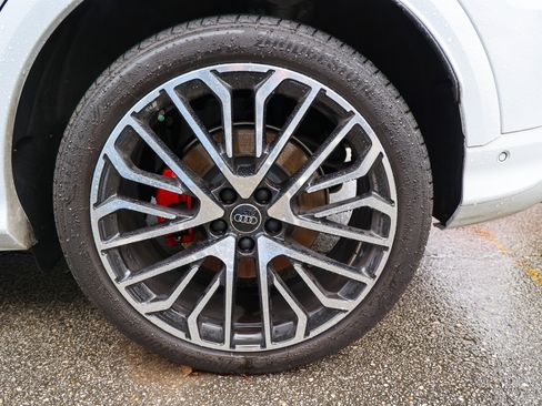 Used 2025 Audi SQ5 Premium Plus image 12