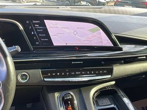 Used 2021 Cadillac Escalade Sport w/ Driver Assist Tech Package image 17