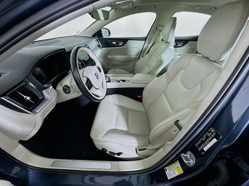 Used 2024 Volvo S60 B5 Core image 13