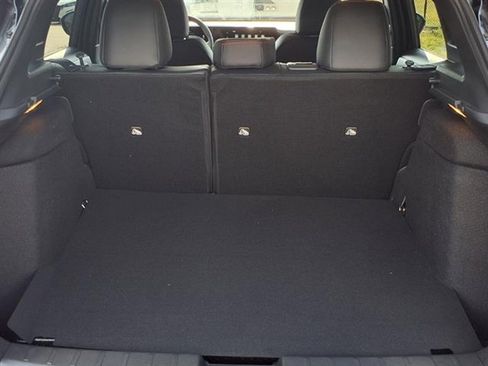 New 2026 Nissan Kicks SR w/ Cold Weather Package image 25