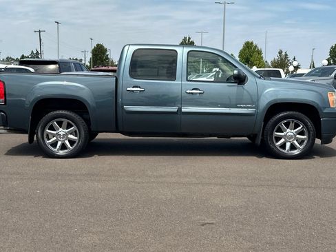 Used 2011 GMC Sierra 1500 Denali AWD/4WD image 3