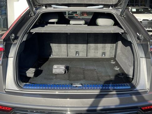 Used 2021 Lamborghini Urus image 19