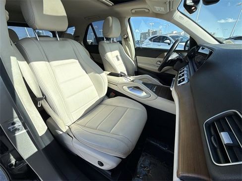 Used 2021 Mercedes-Benz GLE 350 4MATIC image 26
