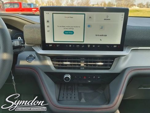 New 2025 Ford Explorer ST-Line w/ Premium Package AWD/4WD image 13