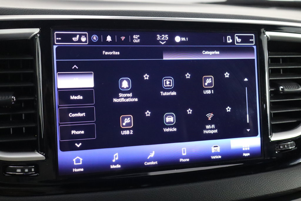 Used 2025 Chrysler Pacifica Select FWD image 40