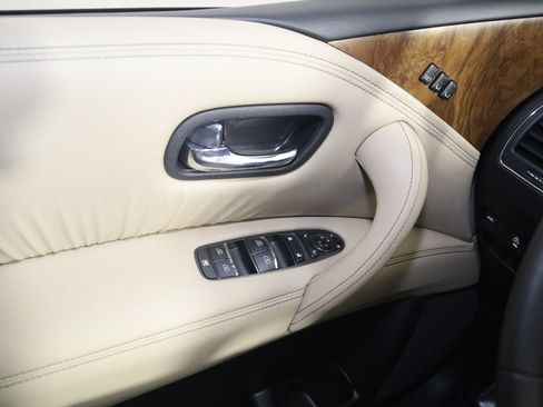 Used 2024 Nissan Armada SL w/ Captain's Chairs Package image 34