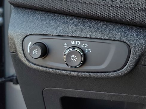 Used 2024 Chevrolet TrailBlazer LT w/ Driver Confidence Package image 15