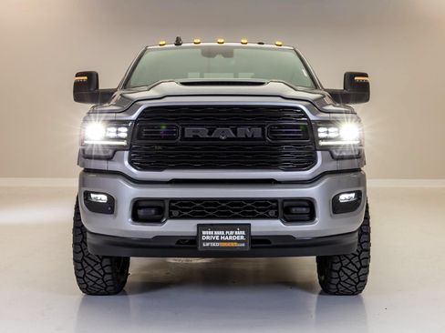 Used 2024 RAM 3500 Limited w/ Night Edition AWD/4WD image 4