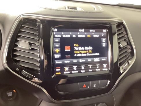 Used 2022 Jeep Cherokee Limited w/ Elite Package image 30