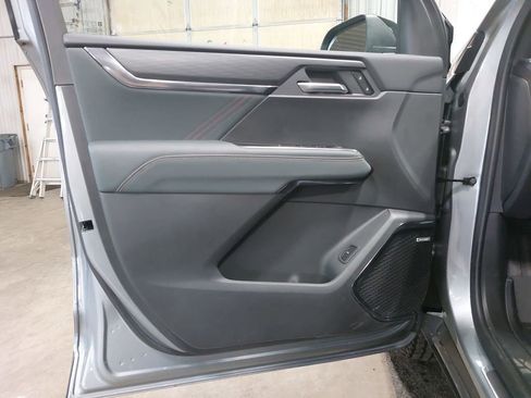 Used 2025 GMC Acadia AT4 w/ LPO, Floor Liner Package AWD/4WD image 30