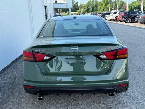 Used 2025 Nissan Altima 2.5 SR AWD/4WD image 6
