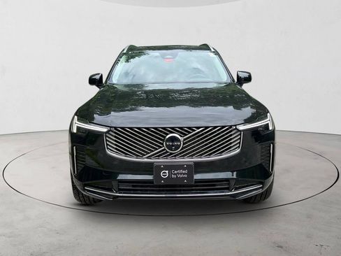 Certified 2026 Volvo XC90 B6 Plus w/ Protection Package Premier AWD/4WD image 8