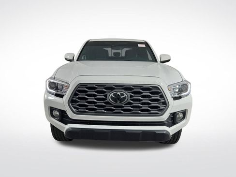 Used 2023 Toyota Tacoma TRD Off-Road w/ Technology Package AWD/4WD image 2