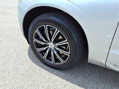 Used 2020 Volvo XC60 T6 Inscription AWD/4WD image 9