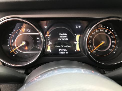 Used 2020 Jeep Gladiator Sport AWD/4WD image 14