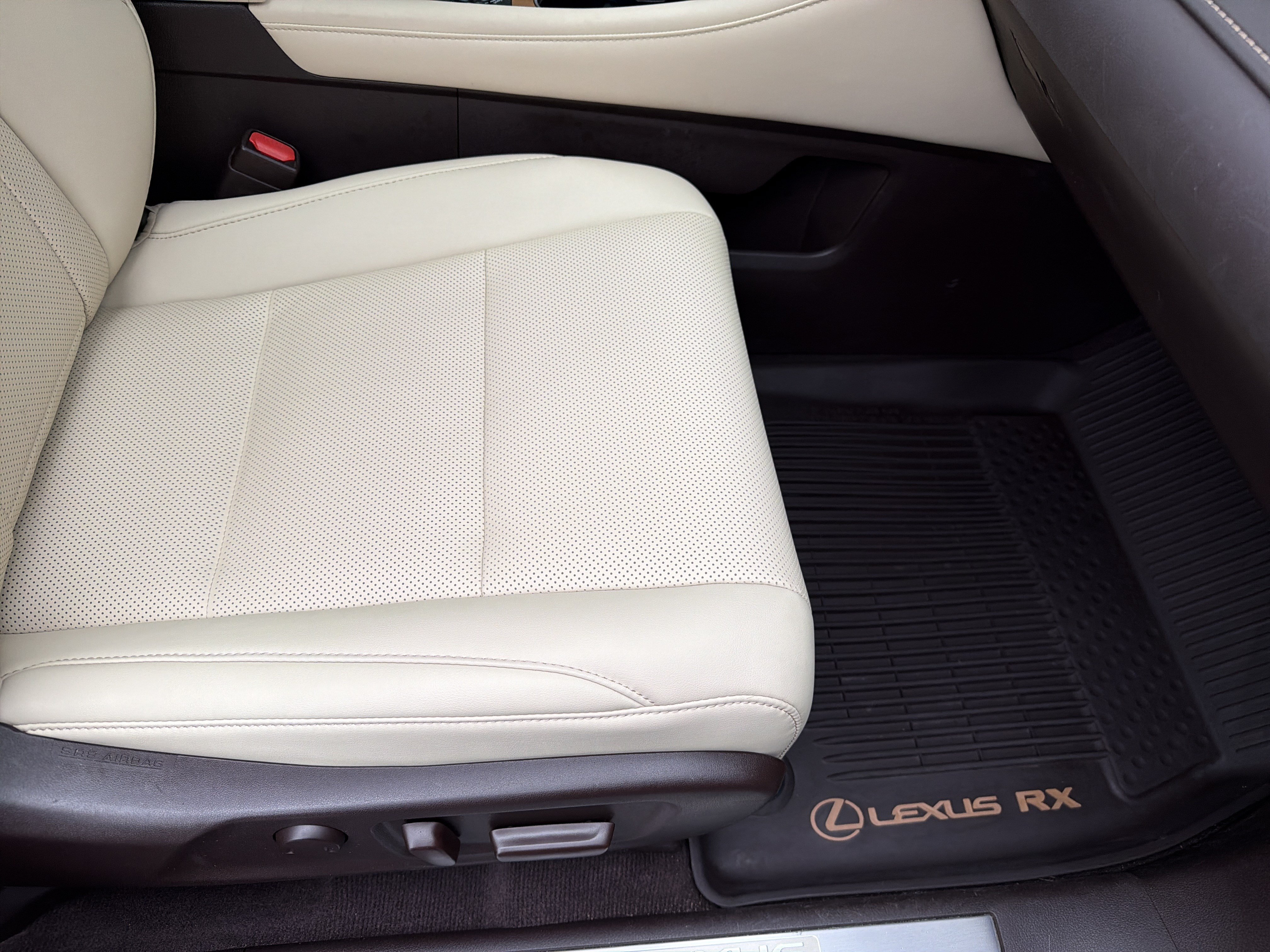 Used 2020 Lexus RX 350 AWD w/ Premium Package image 44