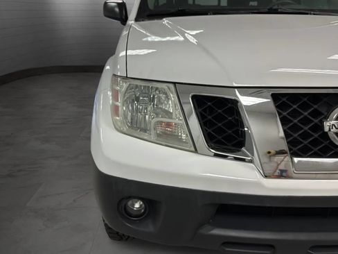 Used 2018 Nissan Frontier SV AWD/4WD image 28