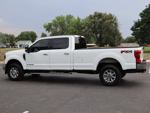Used 2019 Ford F350 XLT w/ XLT Premium Package AWD/4WD image 8