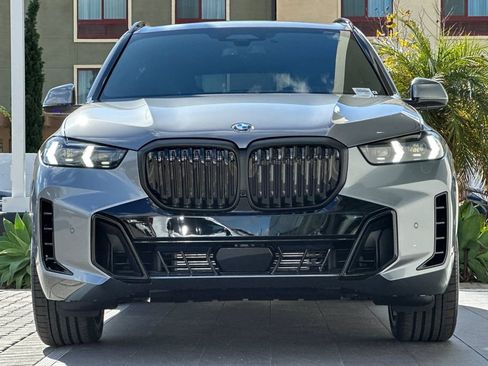 New 2026 BMW X5 xDrive40i w/ M Sport Package AWD/4WD image 8
