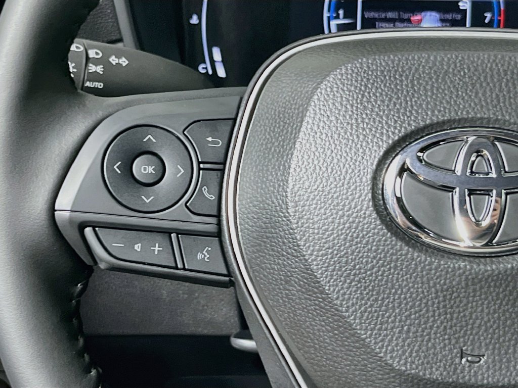 New 2026 Toyota Corolla Cross LE w/ Moonroof Package FWD image 16