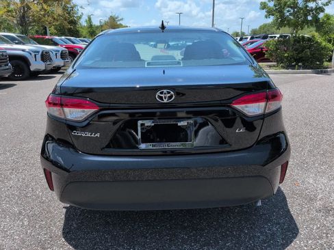 Certified 2026 Toyota Corolla LE FWD image 5