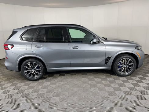 New 2026 BMW X5 xDrive40i AWD/4WD image 2