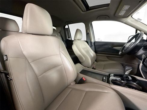 Used 2018 Honda Ridgeline RTL-E image 40