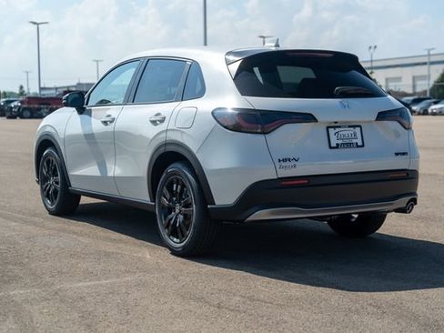 New 2026 Honda HR-V Sport image 5