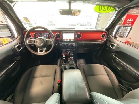 Used 2020 Jeep Wrangler Unlimited Rubicon AWD/4WD image 8