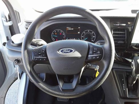 Used 2024 Ford Transit 350 XLT image 19