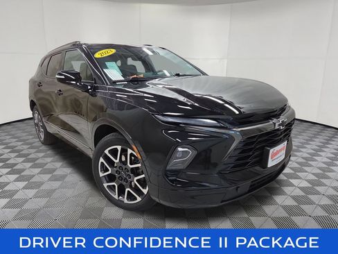 Used 2023 Chevrolet Blazer RS w/ Driver Confidence II Package AWD/4WD image 3