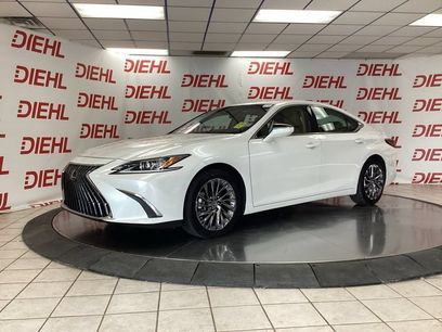 Used 2024 Lexus ES 300h w/ Accessory Package (Z1)
