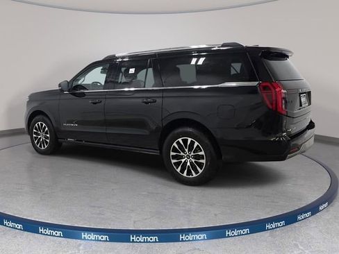 Used 2025 Ford Expedition Max Platinum AWD/4WD image 8