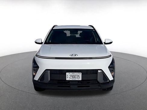 Used 2025 Hyundai Kona SEL image 4