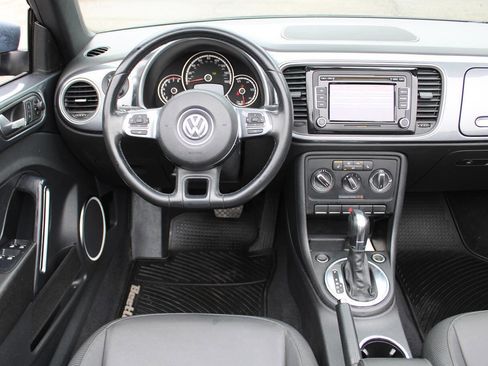 Used 2014 Volkswagen Beetle 1.8T image 14
