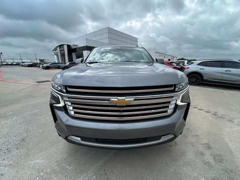 Used 2021 Chevrolet Suburban High Country AWD/4WD image 5