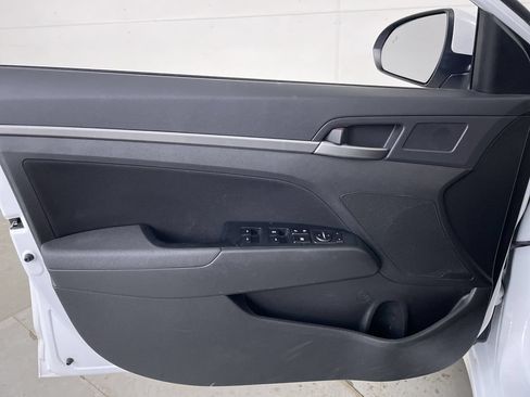 Used 2018 Hyundai Elantra SEL FWD image 10