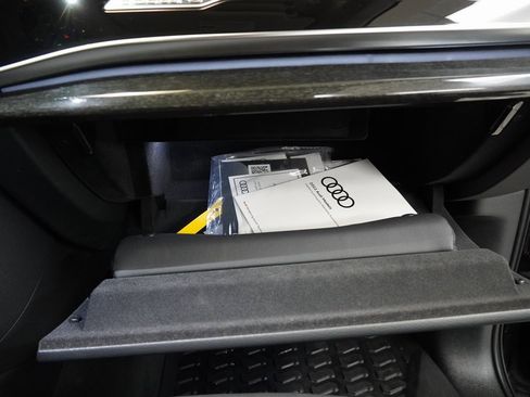 Used 2022 Audi Q7 3.0T Premium Plus image 38