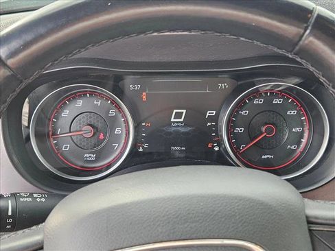Used 2023 Dodge Charger SXT image 10