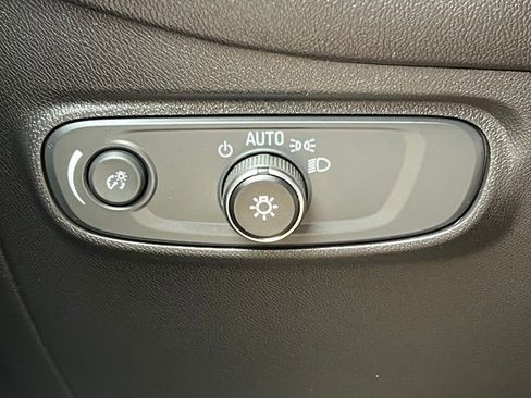 Used 2024 Chevrolet Equinox LT w/ LPO, Floor Liner Package image 16