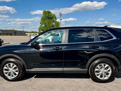 Used 2025 Honda CR-V LX image 5