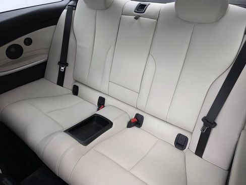 Used 2020 BMW 430i Coupe w/ M Sport Package RWD image 13