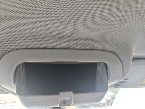 Used 2024 Chevrolet Equinox LT FWD image 30