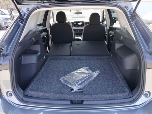 New 2026 Volkswagen Tiguan S image 21