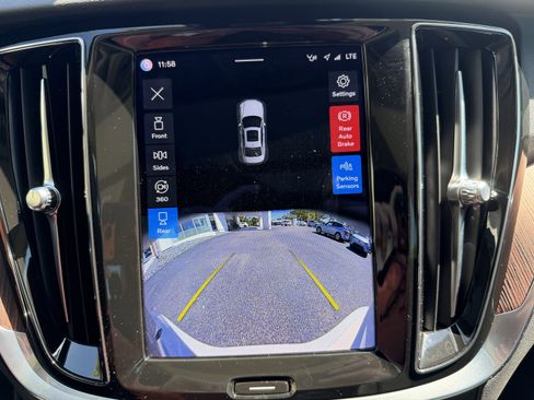 Certified 2023 Volvo S60 B5 Plus image 21