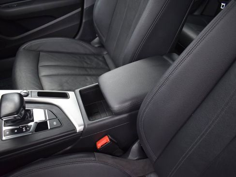 Used 2017 Audi A4 2.0T Premium image 14